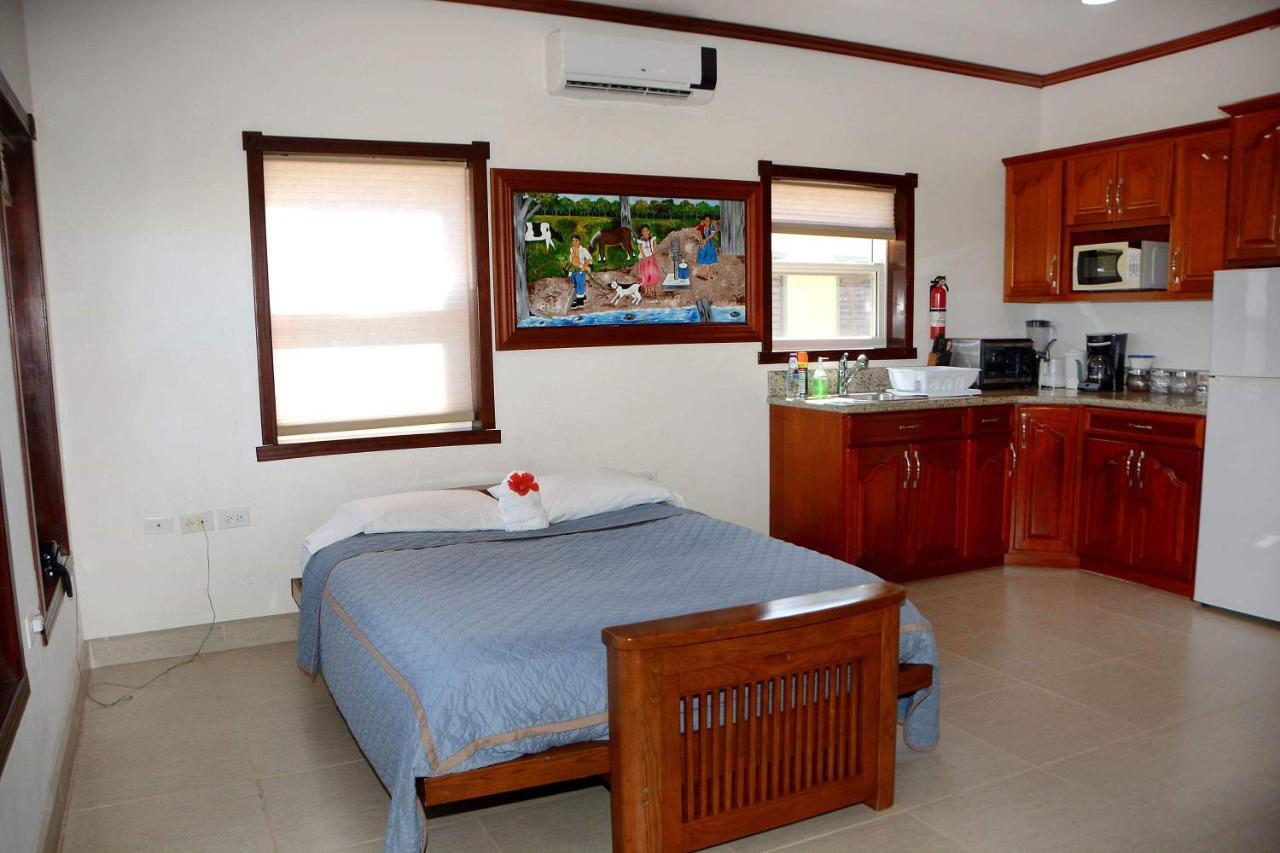 Belizean Nirvana Placencia Exteriör bild